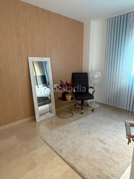 Foto a4f2dcaa-d1d3-42d7-b2d0-eafbbdec8459. Casa adossada amb calefacció aparcament piscina a Torremolinos