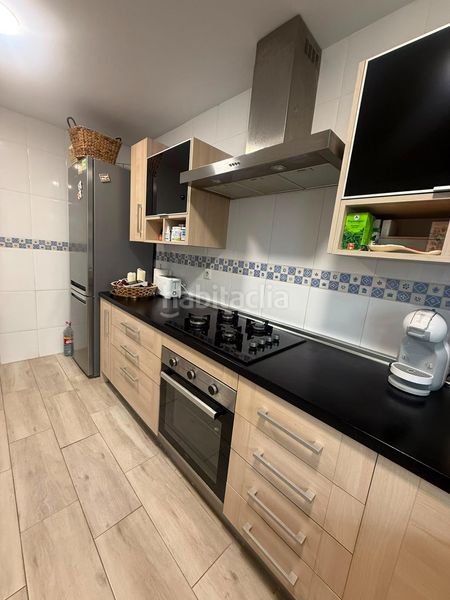 Foto daece212-cd6d-4b61-a2bf-b22f0264cce2. Casa adossada amb calefacció aparcament piscina a Torremolinos
