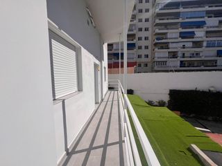 Apartament en Avenida carlota alessandri 21. Exclusivo apartamento en la carihuela, a un paso del mar