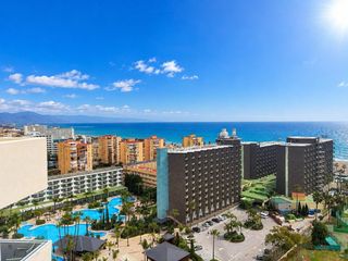 Miete Dachwohnung  Paseo paseo colorado. Ático exclusivo en las torres de playamar vistas al mar