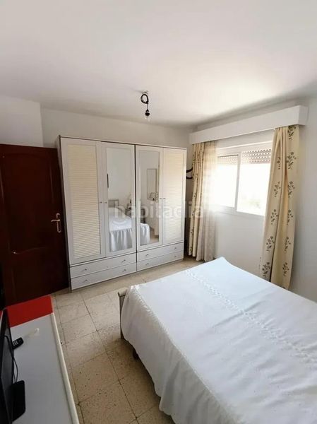 Foto 010b93ce-254d-4e61-a9d7-26dba4deb00e. Apartament amb aparcament a El Palo Málaga