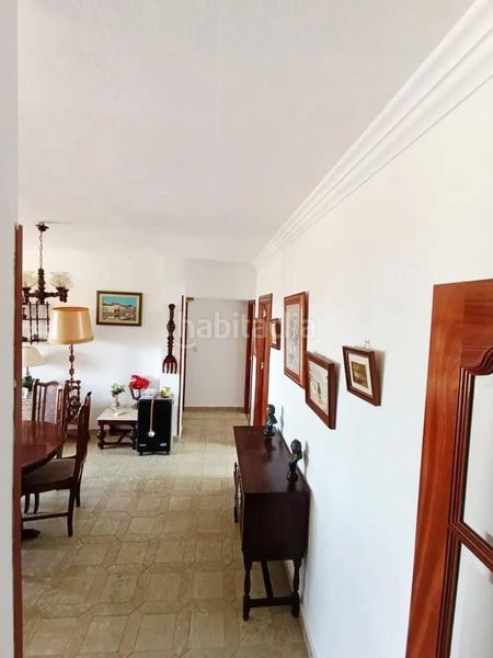 Foto 5f331f0a-c461-44e0-a872-a4c9062cd2db. Apartament amb aparcament a El Palo Málaga