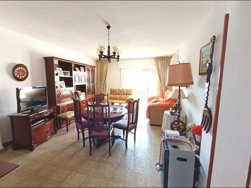 Foto e80c02ec-d39c-4443-a2cf-bbe830669290. Apartament amb aparcament a El Palo Málaga