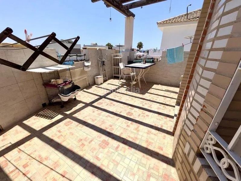 Foto 39234dba-a44c-4cd9-a6dd-60dbb41af3f6. Casa amb aparcament piscina a El Tomillar Torre del Mar