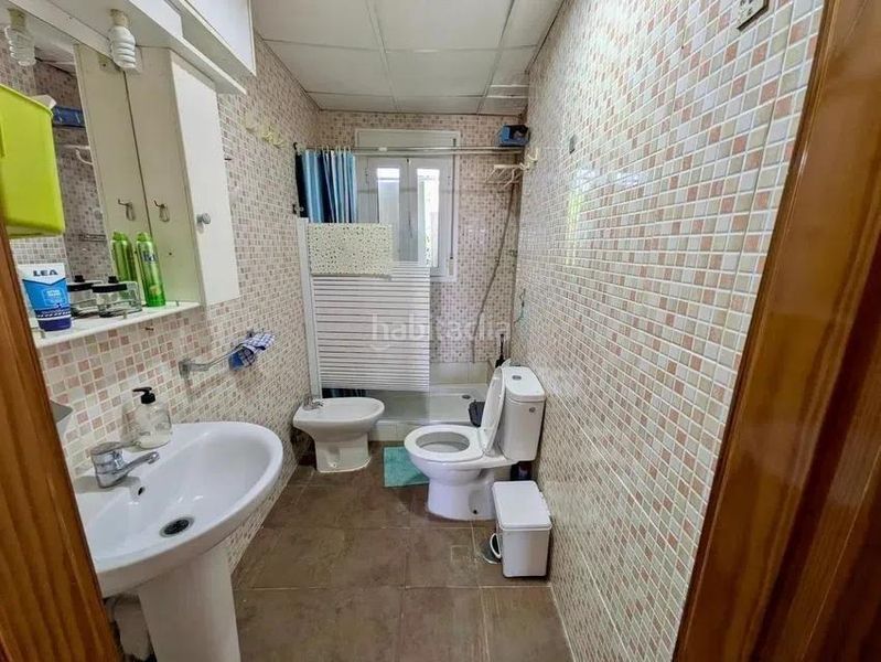 Foto c7329500-9e85-40e9-adb4-b34a8e028486. Casa amb aparcament piscina a El Tomillar Torre del Mar
