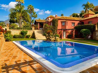 Chalet in Hacienda Torrequebrada. Villa de lujo en torrequerada  benalmádena