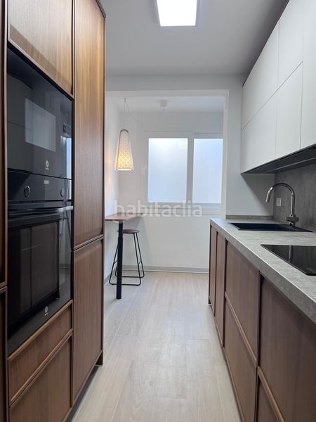 Foto 5d51f0e0-133e-45c1-ae3a-04b43c040930. Lloguer apartament amb aparcament piscina a El Consul - Ciudad Universitaria - El Romeral Málaga