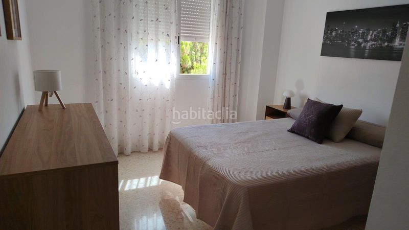 Foto 63bf2e98-1189-4e35-8f6a-8e606d5cc786. Lloguer apartament amb aparcament piscina a El Consul - Ciudad Universitaria - El Romeral Málaga