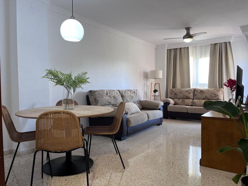 Foto b46b01bd-93dd-4202-8ab9-fc6d8297ac85. Lloguer apartament amb aparcament piscina a El Consul - Ciudad Universitaria - El Romeral Málaga