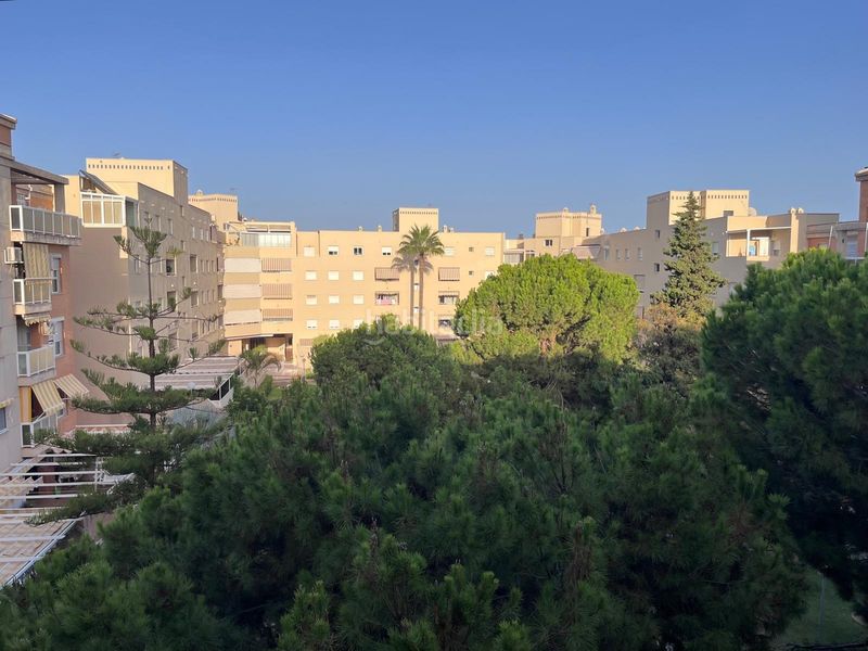 Foto c61800e4-34dd-4afb-9bea-83418fff1cce. Lloguer apartament amb aparcament piscina a El Consul - Ciudad Universitaria - El Romeral Málaga