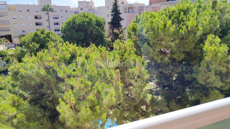 Foto cd793cf8-02b7-4a27-a757-8b2aa0c5edf2. Lloguer apartament amb aparcament piscina a El Consul - Ciudad Universitaria - El Romeral Málaga