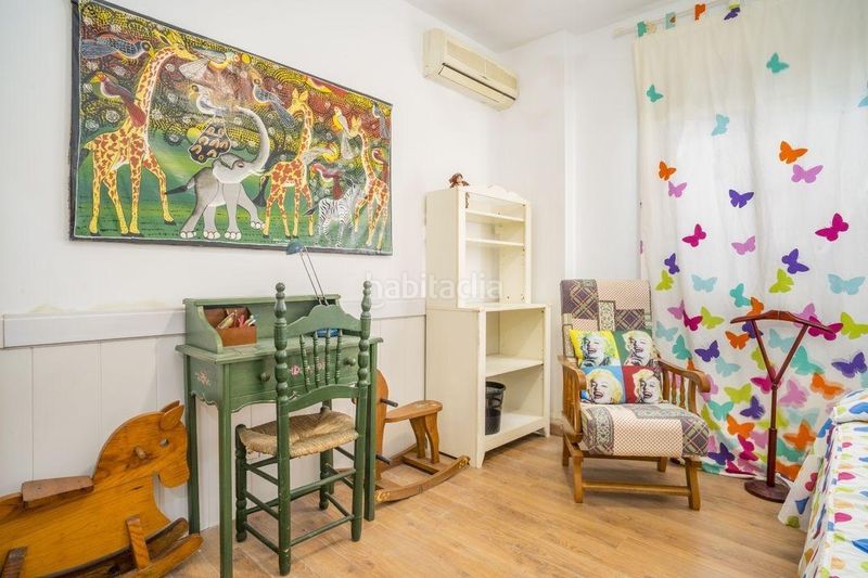 Foto 0dd6c84d-4dde-411d-a98e-4c363e059087. Casa amb aparcament a La Trinidad Málaga
