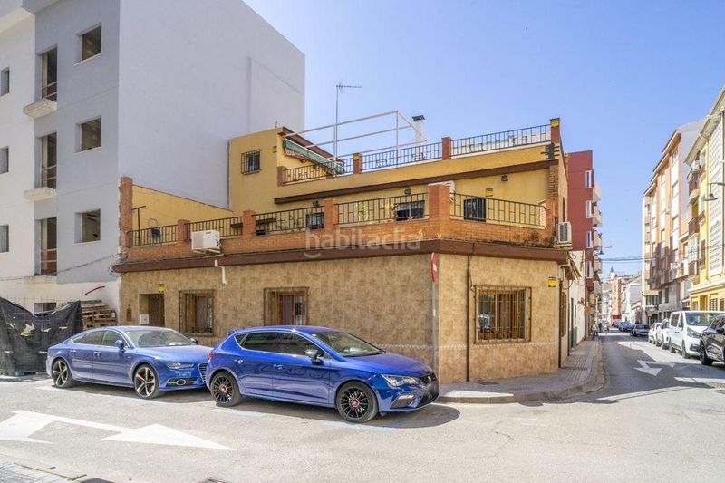 Foto b1f0aa50-ff04-40b9-8972-8b80049bdb09. Casa amb aparcament a La Trinidad Málaga