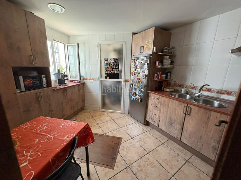 Foto 9f50b709-f312-4392-a171-c0347dd141a6. Casa adossada amb aparcament piscina a El Pinillo Torremolinos