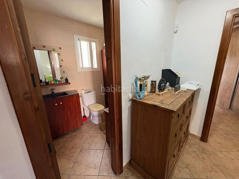 Foto a4ca3374-54d7-456f-a353-4260e8ce403c. Casa adossada amb aparcament piscina a El Pinillo Torremolinos