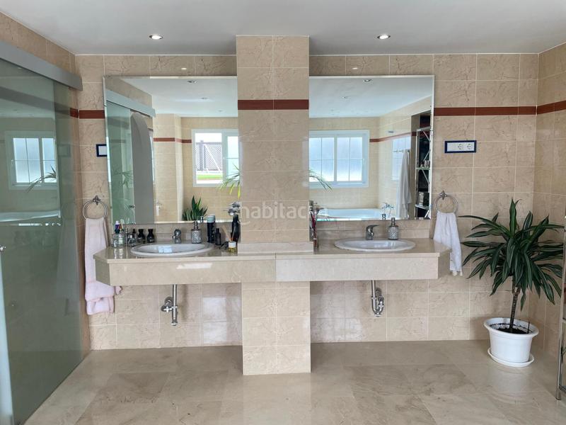 Foto 3cf883cc-a932-4c9f-a717-81d739d13f0f. Àtic amb calefacció aparcament piscina a Cortijo Torrequebrada Benalmádena