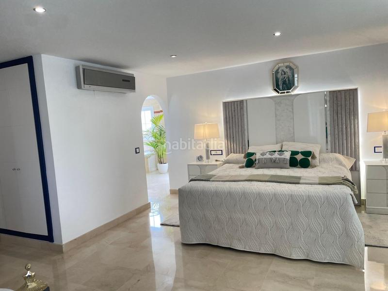 Foto bf67c313-5cdf-4220-900b-02b545af3318. Àtic amb calefacció aparcament piscina a Cortijo Torrequebrada Benalmádena