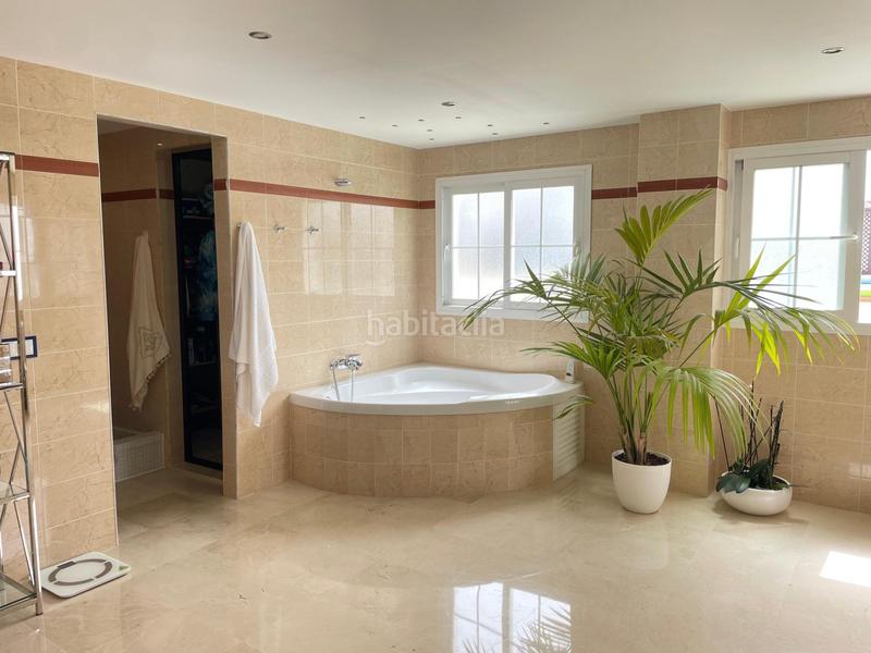 Foto cb1e82f8-7917-4f5f-9f90-0014ffa4fdf1. Àtic amb calefacció aparcament piscina a Cortijo Torrequebrada Benalmádena