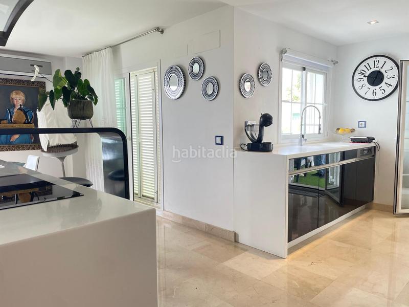 Foto d29e8173-8b98-4962-a56f-ac6ab709ee4e. Àtic amb calefacció aparcament piscina a Cortijo Torrequebrada Benalmádena