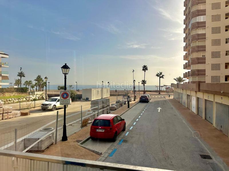 Foto 38f932a0-7a3e-4e5a-be86-995179807a2a. Alquiler apartamento bonito apartamento frente al mar, los boliches. en Fuengirola