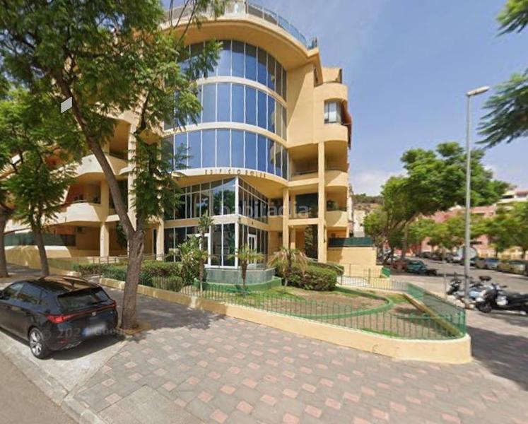 Foto 2602a225-611f-4ad2-bafc-97a53e2ea5c8. Pis a calle narciso 1 a Los Pacos Fuengirola