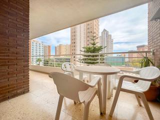 Apartamento en Levante Alto. Apartamento en venta en benidorm a 600 metros de la playa de lev