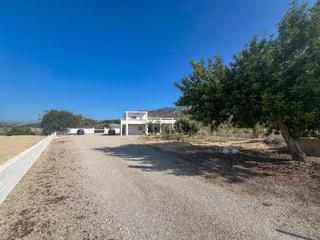 Masia a Altea la Vella. Impresionante finca de 60.000 m con increíbles posibilidades par