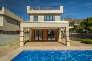 Chalet à Golf Bahía. Exclusiva villa de lujo en venta en finestrat con vistas panorám