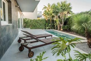 Chalet à L´Albir. Moderno chalet muy céntrico a la venta en albir
