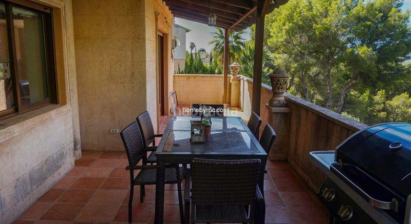 Foto 007ecf0d-acf7-4072-9ed9-b9f92ac2a16d. Chalet espectacular chalet con vistas al mar en venta la vella en Altea