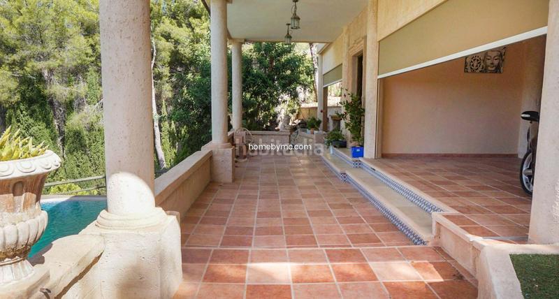 Foto 1c84022a-4c0a-4d8b-b10d-4e959750c8d8. Chalet espectacular chalet con vistas al mar en venta la vella en Altea