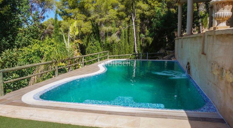 Foto 226769ee-d18c-4b17-8a61-5593f77feb91. Chalet espectacular chalet con vistas al mar en venta la vella en Altea