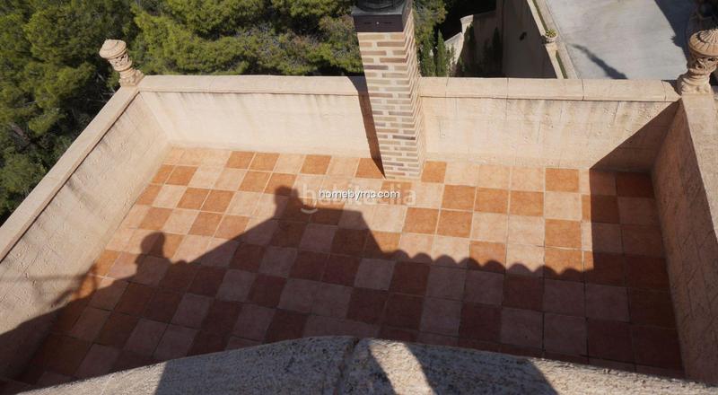 Foto 2b735a9c-6707-4125-ba9d-4920ea676944. Chalet espectacular chalet con vistas al mar en venta la vella en Altea