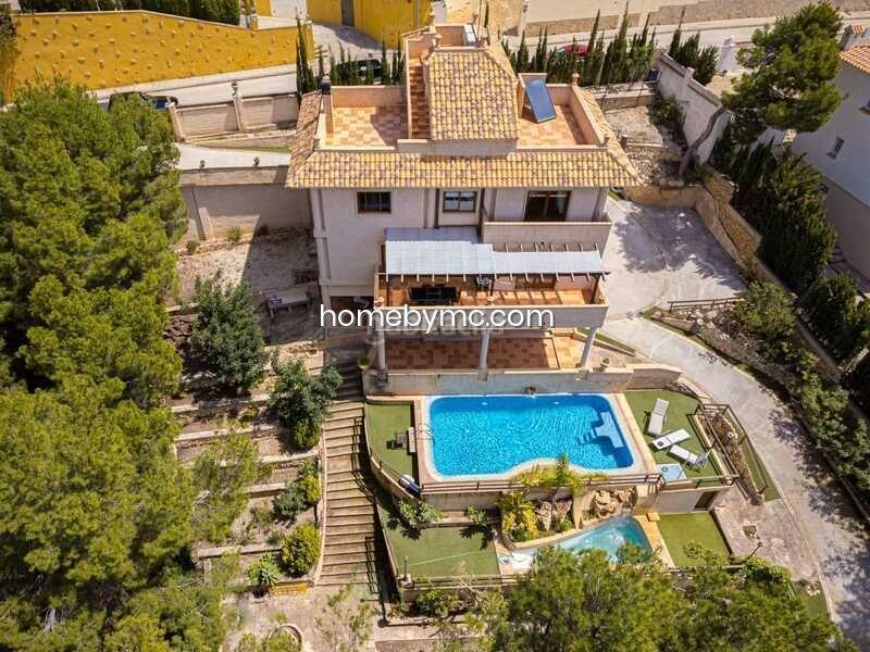Foto 36b8e038-d273-4301-a466-896ada1016bd. Chalet espectacular chalet con vistas al mar en venta la vella en Altea