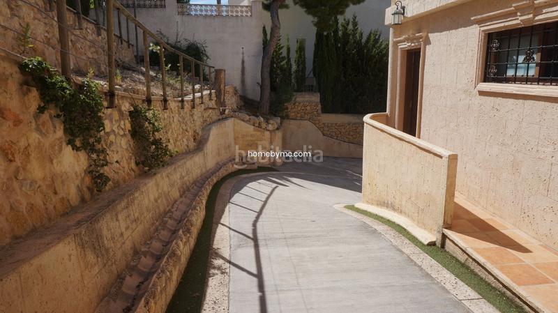 Foto d4dee3a5-2244-41ea-97b9-b0d58f9aa070. Chalet espectacular chalet con vistas al mar en venta la vella en Altea