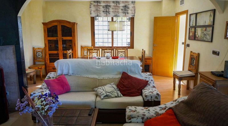 Foto e61f7855-4c7d-48b3-bfae-ea3b6cd71a1b. Chalet espectacular chalet con vistas al mar en venta la vella en Altea