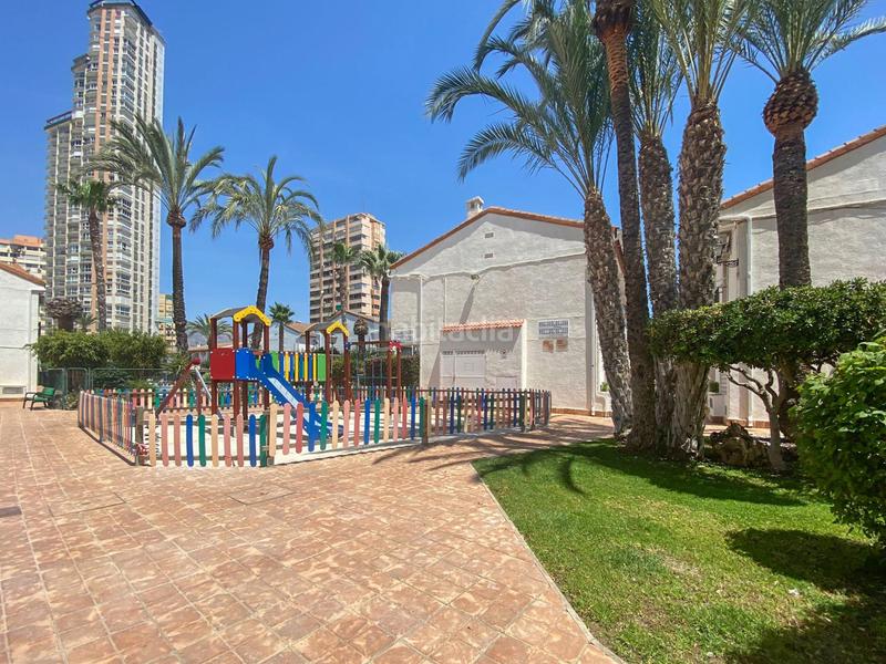 Foto 84753947-df77-43b1-b16d-372457e40ae9. Casa a schiera con parcheggio piscina in Rincón Bajo Benidorm