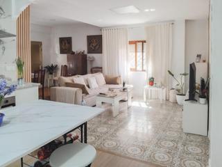 Apartment in Centro Urbano. Luminoso y reformado apartamento en el corazón de villajoyosa