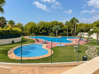 Casa adossada a Golf Bahía. Encantador chalet adosado en venta en finestrat