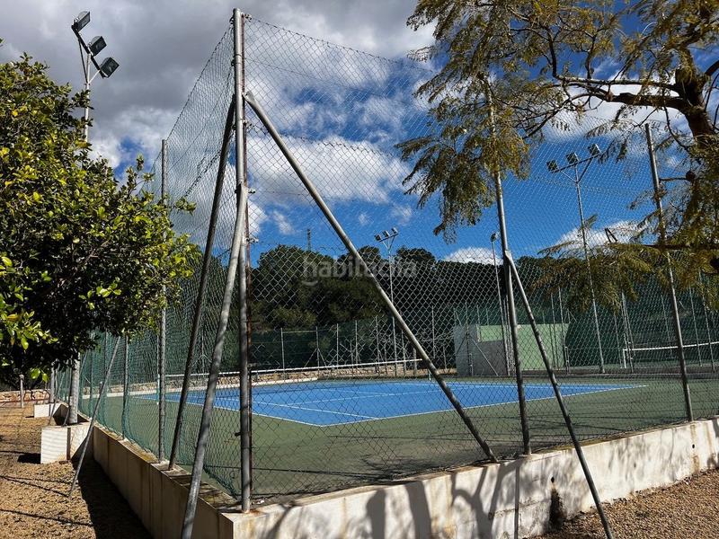 Foto b7a668ed-af31-4d8c-9850-188dbc365763. Lloguer apartament amb aparcament piscina a Via Parque Benidorm