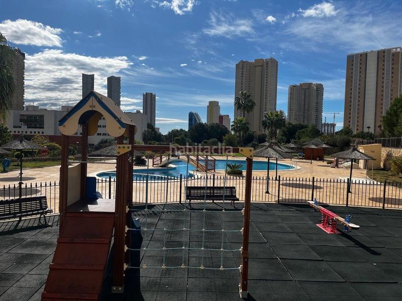 Foto f102a690-e275-4930-aadb-52e8243fff4c. Lloguer apartament amb aparcament piscina a Via Parque Benidorm