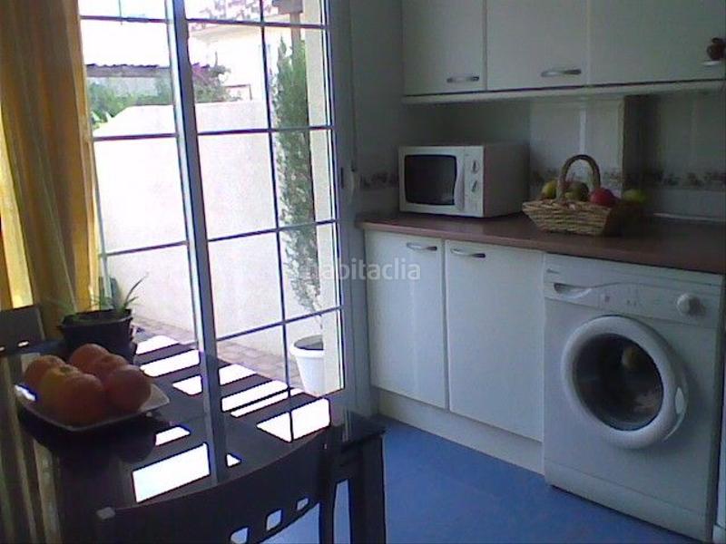 Foto 19410a53-a458-4987-af18-88d1b61c4670. Casa pareada en Coloma Nucia (la)