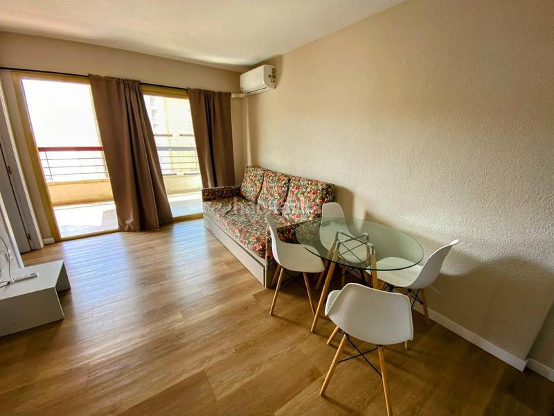 Foto 03ae54e7-56a5-429d-b801-f6f7d61c66c2. Apartament amb aparcament piscina a Rincón Bajo Benidorm