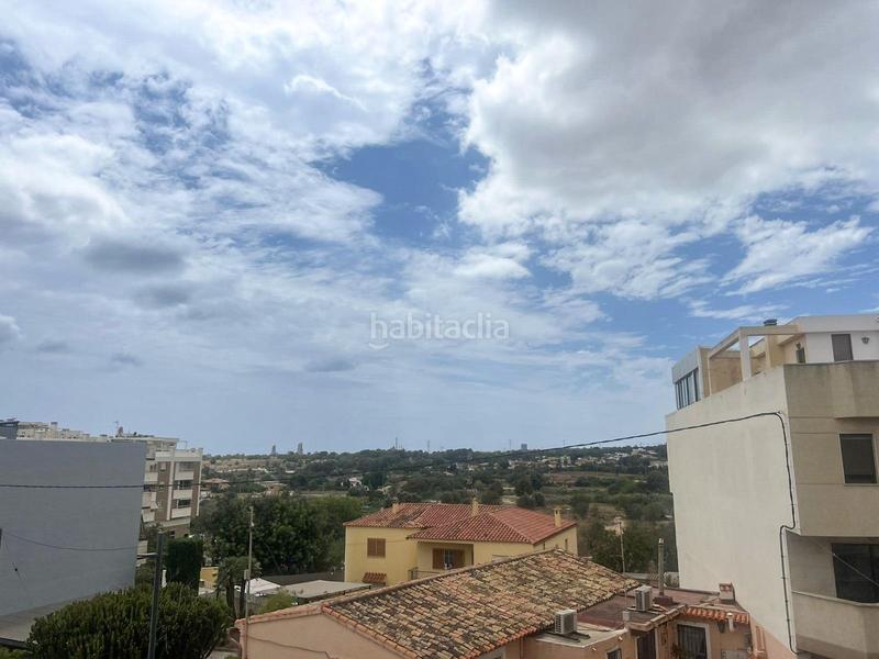 Foto e3590e50-a6e1-42c8-8562-83ab0c6e7624. Dúplex  con gran solárium privado en el centro de alfaz del pi en Alfàs del Pi (l´)