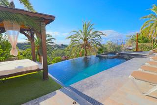 Xalet a Pueblo Español-Coveta Fumá. Preciosa villa en venta en campello