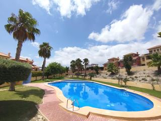 Towny house in Balcón de Finestrat-Terra Marina. Pareado en venta en balcón de finestrat