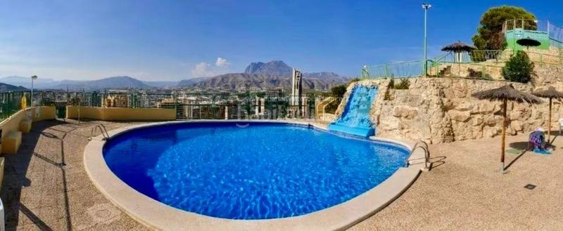 Foto aee1d032-d906-4eb4-b753-a56675986872. Apartamento  reformado con vistas panorámicas al mar en Benidorm