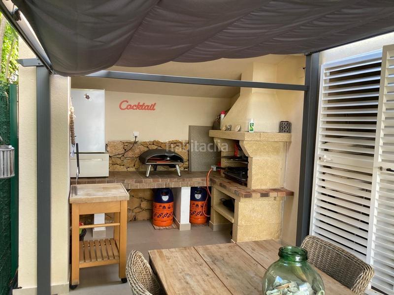 Foto 0e9816a7-4fc6-4234-9a75-cd8d0573f305. Chalet  con piscina privada en venta en la nucía zona nou espai en Nucia (la)