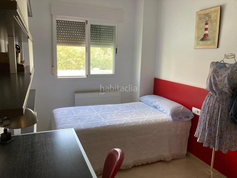 Foto ec449eda-02e9-4d48-80d5-df7d1921c616. Chalet  con piscina privada en venta en la nucía zona nou espai en Nucia (la)