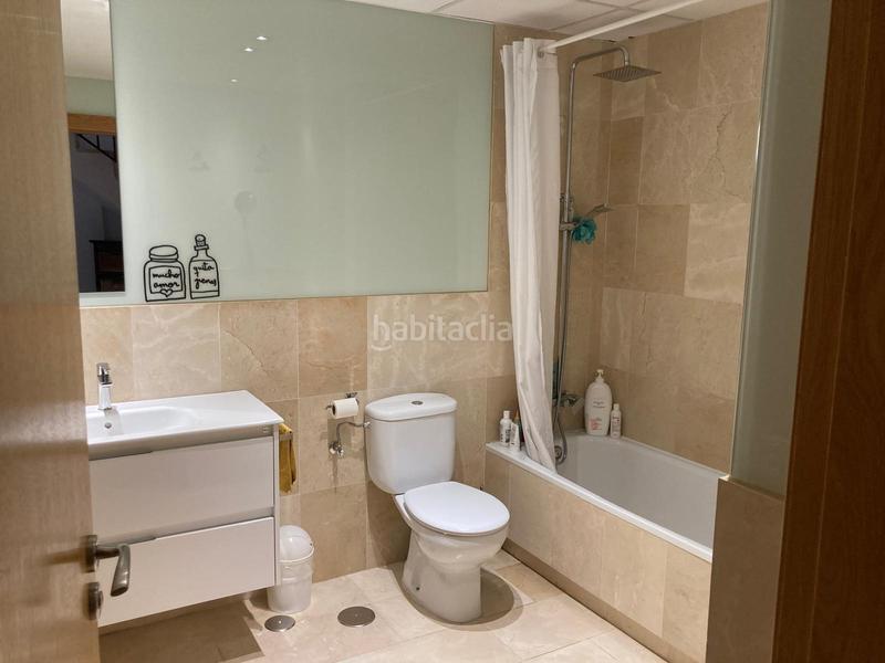 Foto f8bf52fd-a1b3-4e25-8b2c-5bd63ea3011e. Chalet  con piscina privada en venta en la nucía zona nou espai en Nucia (la)